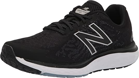 Tenis New Balance para hombre de color negro