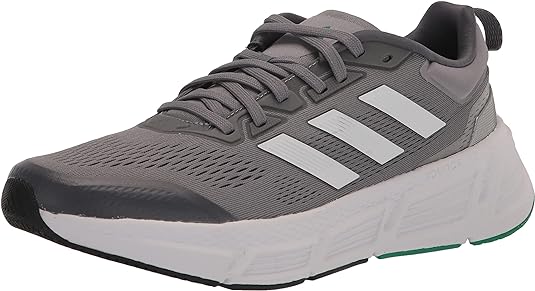 Adidas Questar de color gris/blanco/gris