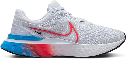 Nike React Infinity Run Flyknit 3 de color gris